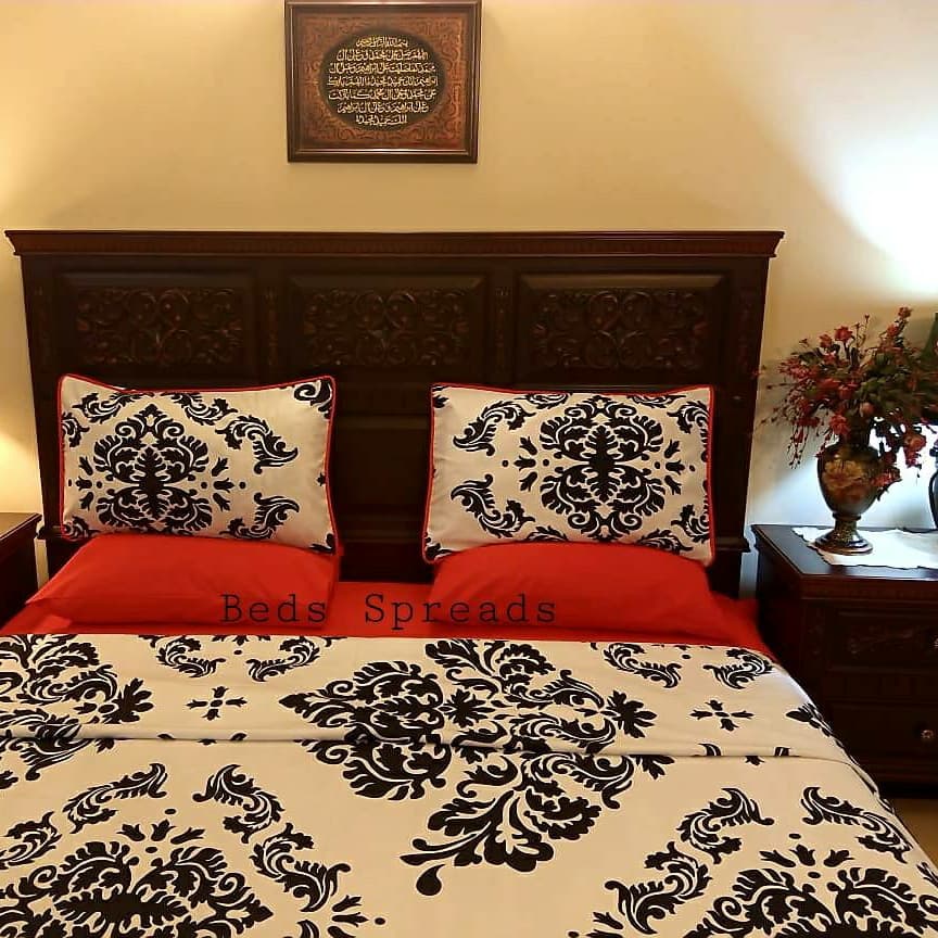 Valentine's Day Exclusive Abstract Comforter Set