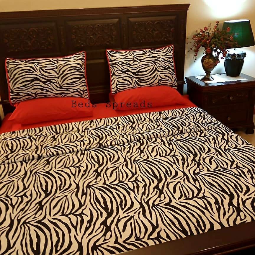 Valentine's Day Exclusive Zebra Comforter Set