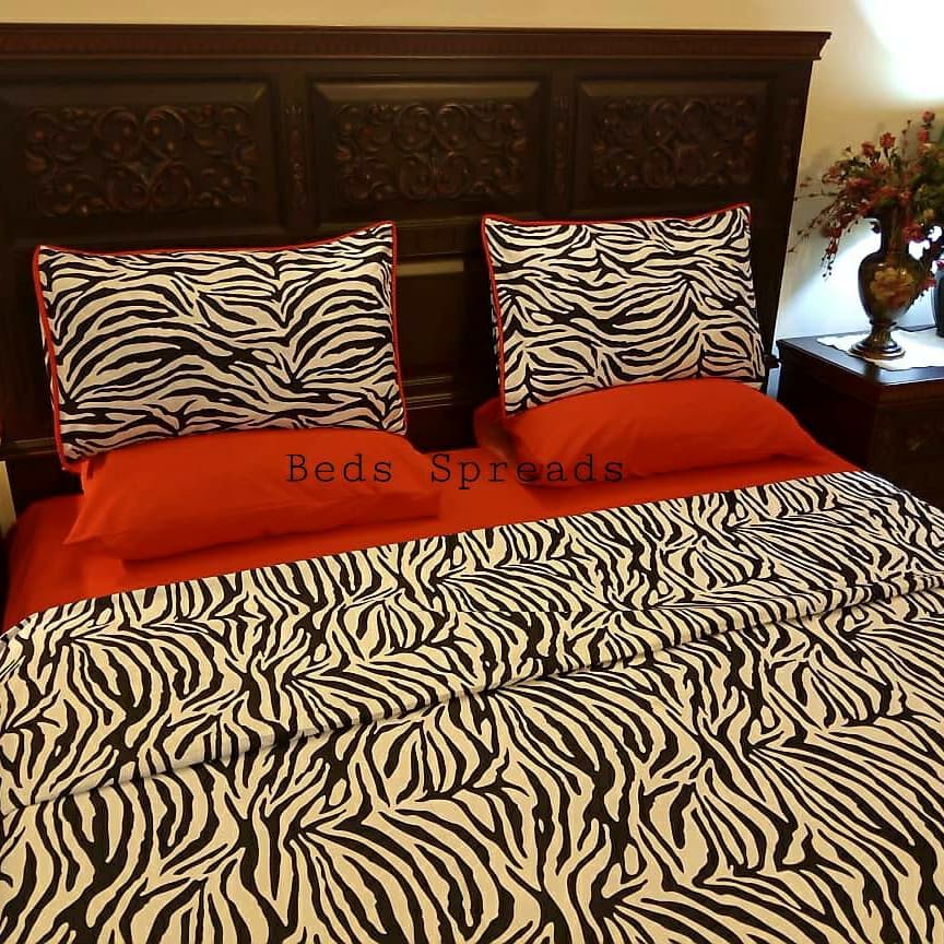 Valentine's Day Exclusive Zebra Comforter Set