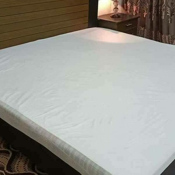 Single Waterproof mattress Protector