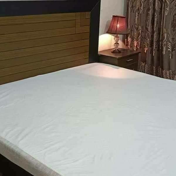 Kingsize Waterproof mattress Protector