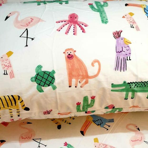 Kids Bedsheet Small Animals In Color