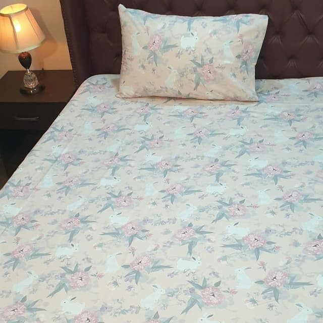 Kids Bedsheet Rabbits and Flowers