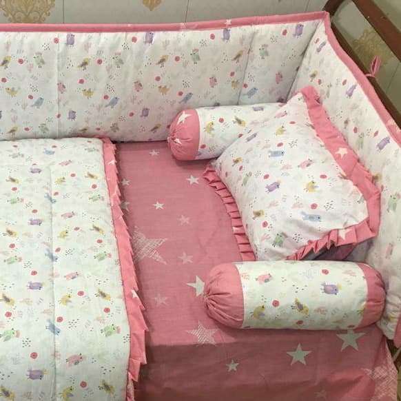 Cot Set Small Animals Pink